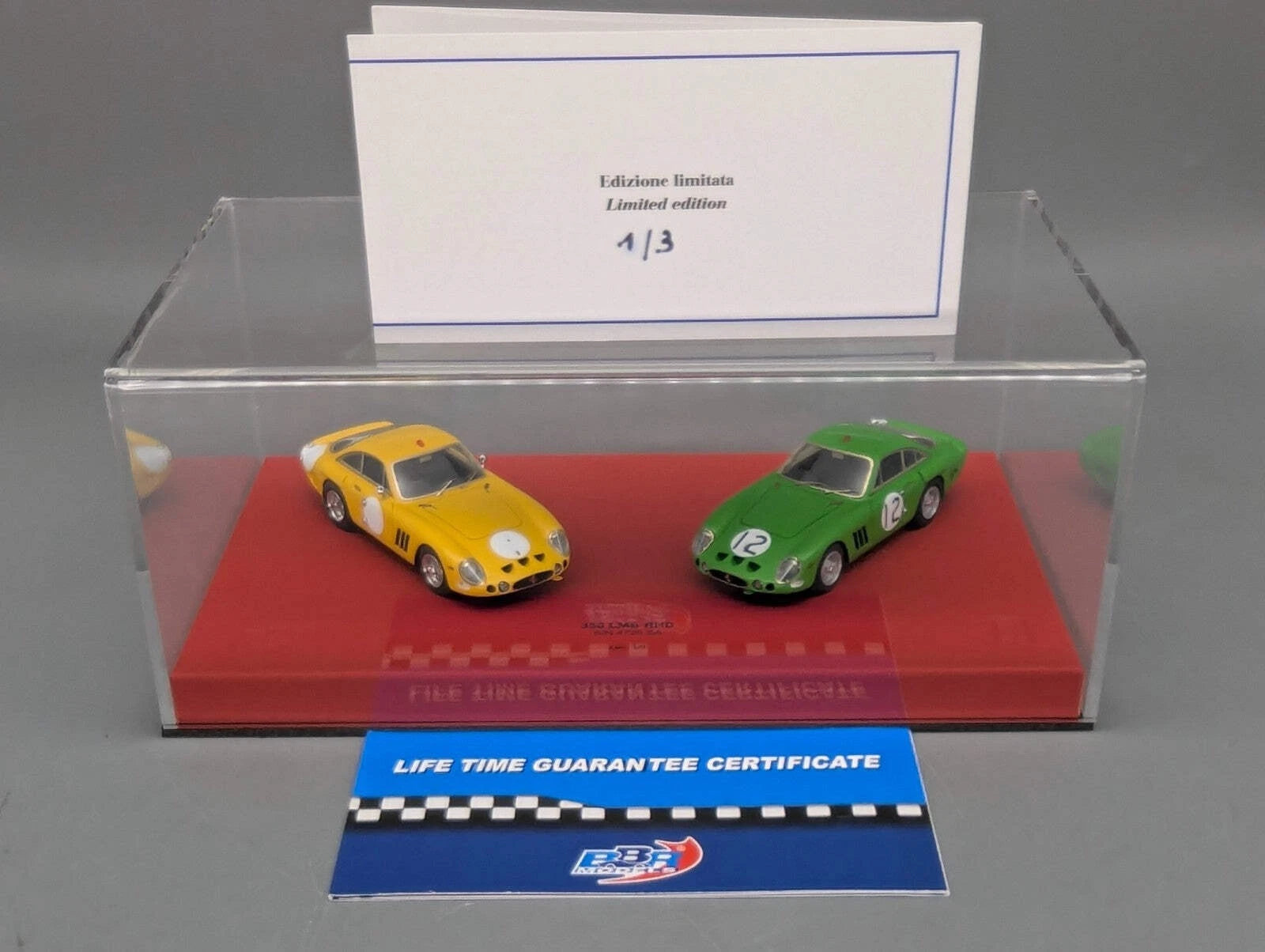 Modellautos 1:43 BBR Ferrari 330 LMB RHD Ltd 01/03 2-tlg Set mit Vitrine und OVP