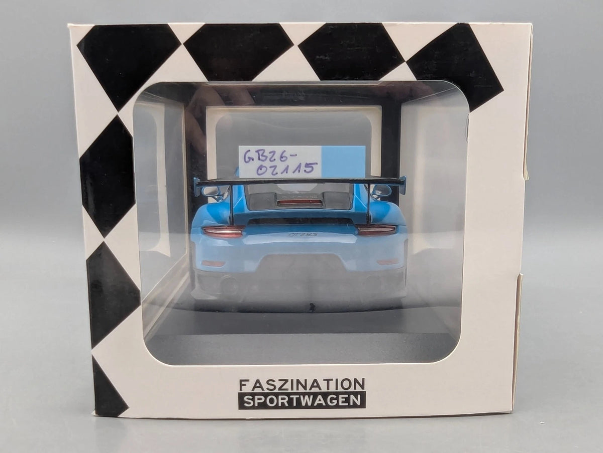 Modellautos 1:18 Minichamps Porsche 911 GT2RS 991.2 2018 Blue Weissach mit OVP