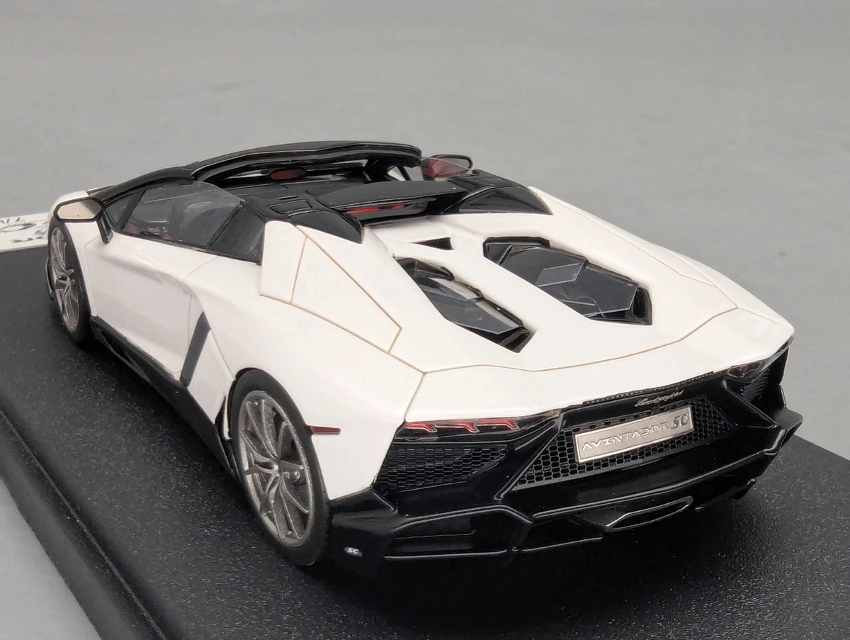 Eidolon Make Up 1:43 Lamborghini Aventador LP720-4 Roadster Weiß 2013 07/10 OVP