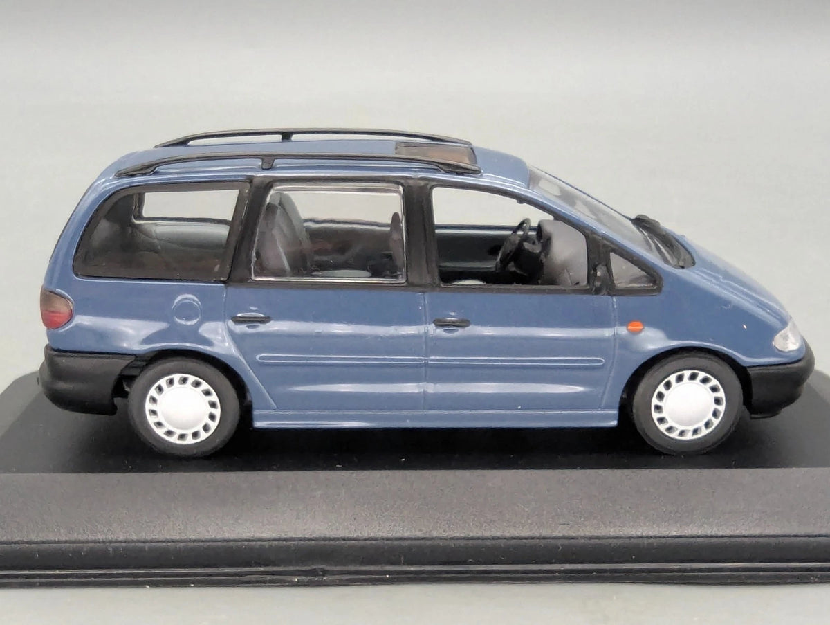 Modellautos 1:43 Minichamps Ford Galaxy mit  Dealer OVP