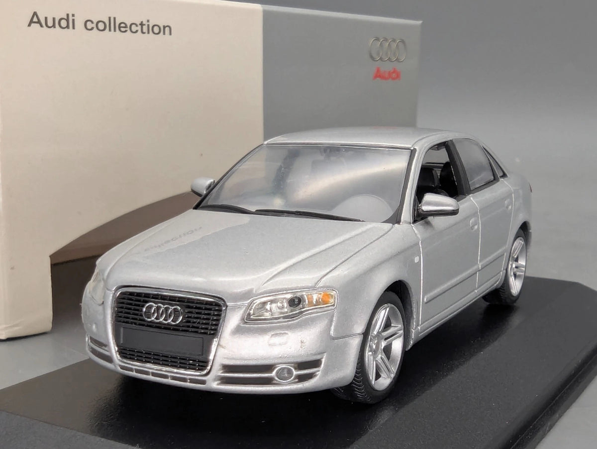 Modellautos 1:43 Minichamps Audi A4 B7 Avus Silber Metallic mit Dealer OVP