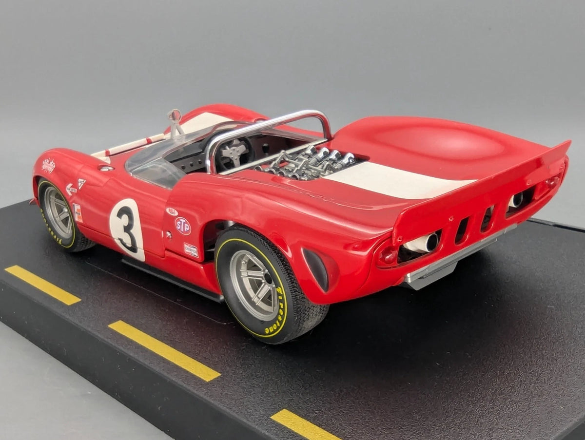 Modellautos 1:18 GMP Lola Spyder 1966 Team Surtees #3 John Surtees mit OPV