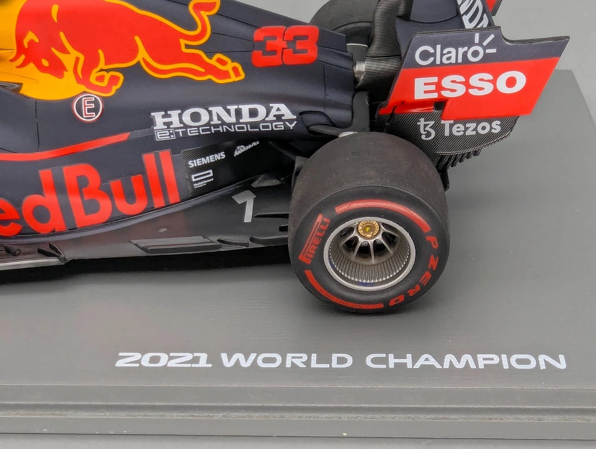 Modellautos 1:18 Spark Honda Red Bull RB16B WINNER Abu D 2021 #33 Verstappen OVP