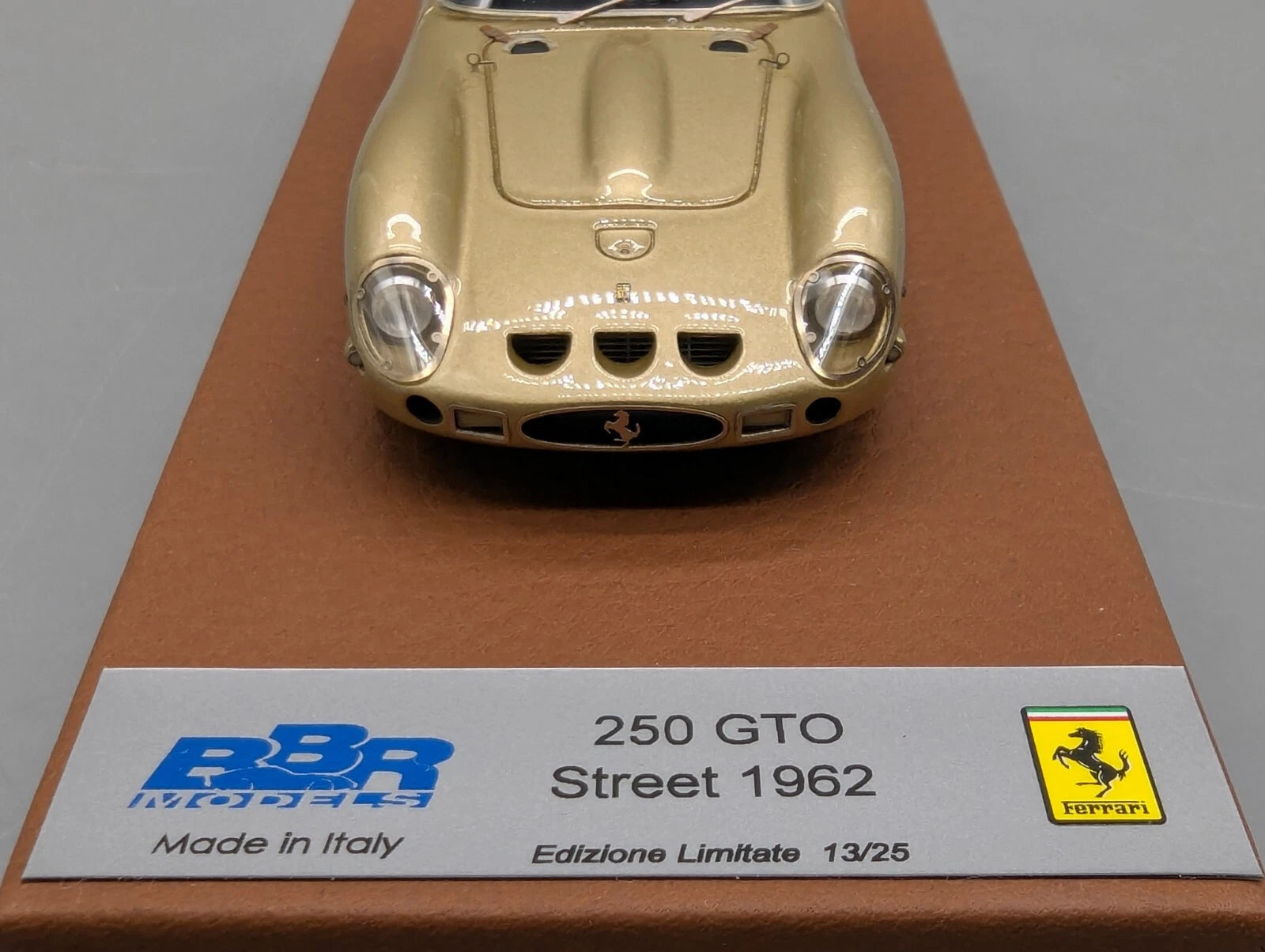 Modellautos 1:43 BBR CALSITO Ferrari 250 GTO Street 1962 Gold 13/25 OVP