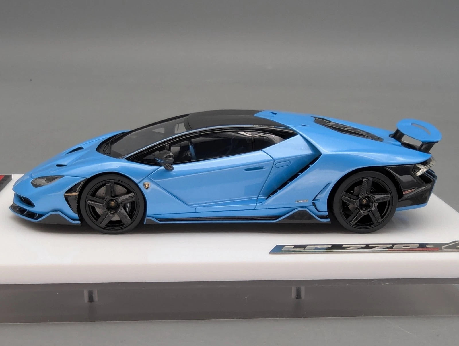 Eidolon Make Up 1:43 Lamborghini Centenario LP770-4 2016 15/80 Rear Wing Up OVP