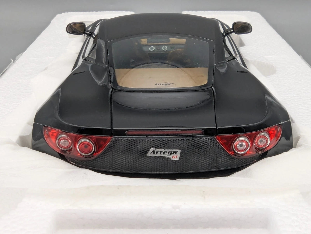 Modellautos 1:18 Revell Artega GT Nachtschwarz mit OVP
