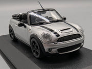 Modellautos 1:43 Minichamps Mini Cooper S Cabriolet 2009 Haube zum Öffnen OVP