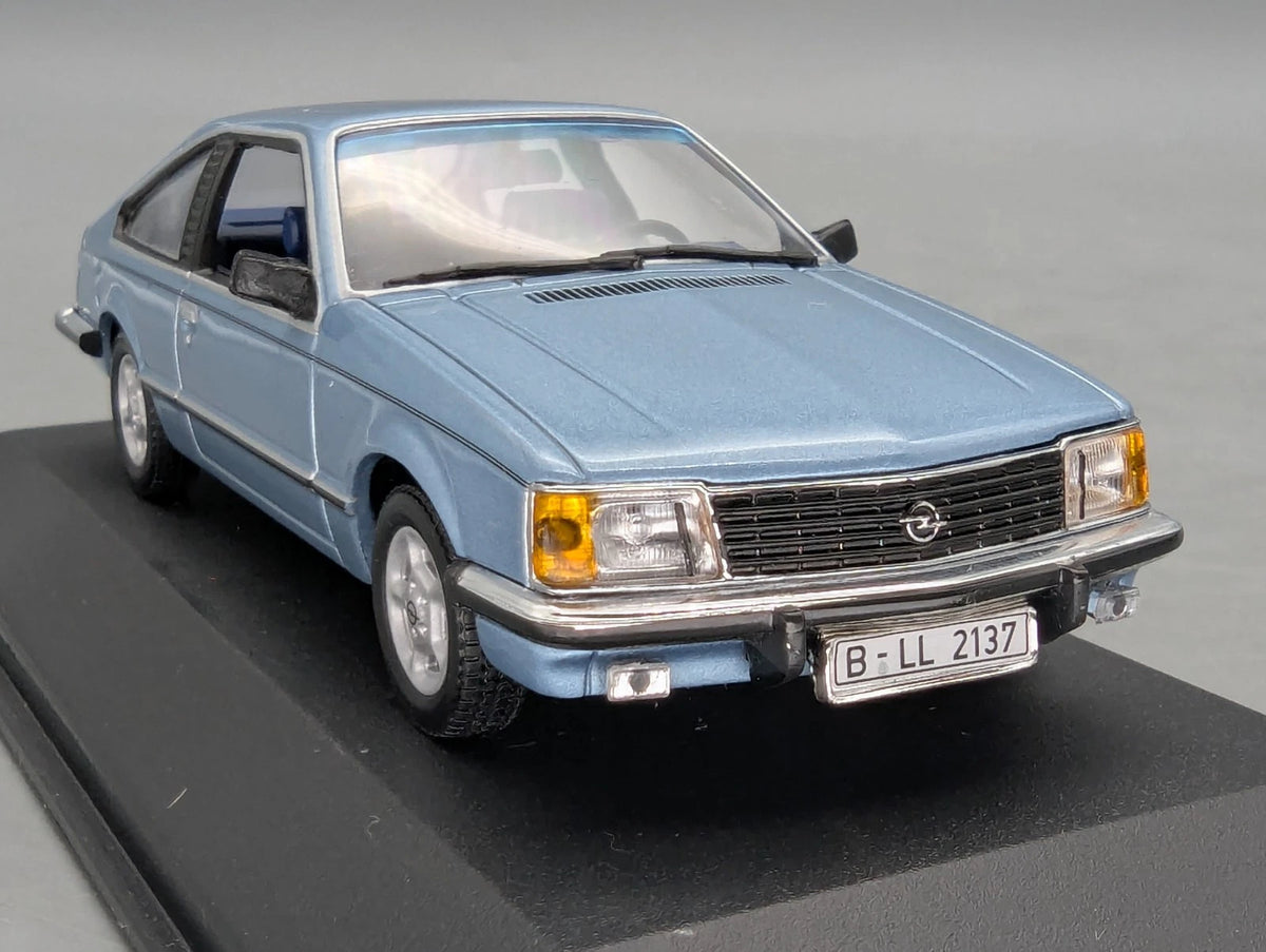 Modellautos 1:43 Minichamps Opel Monza 1980 Blau Metallic mit OVP