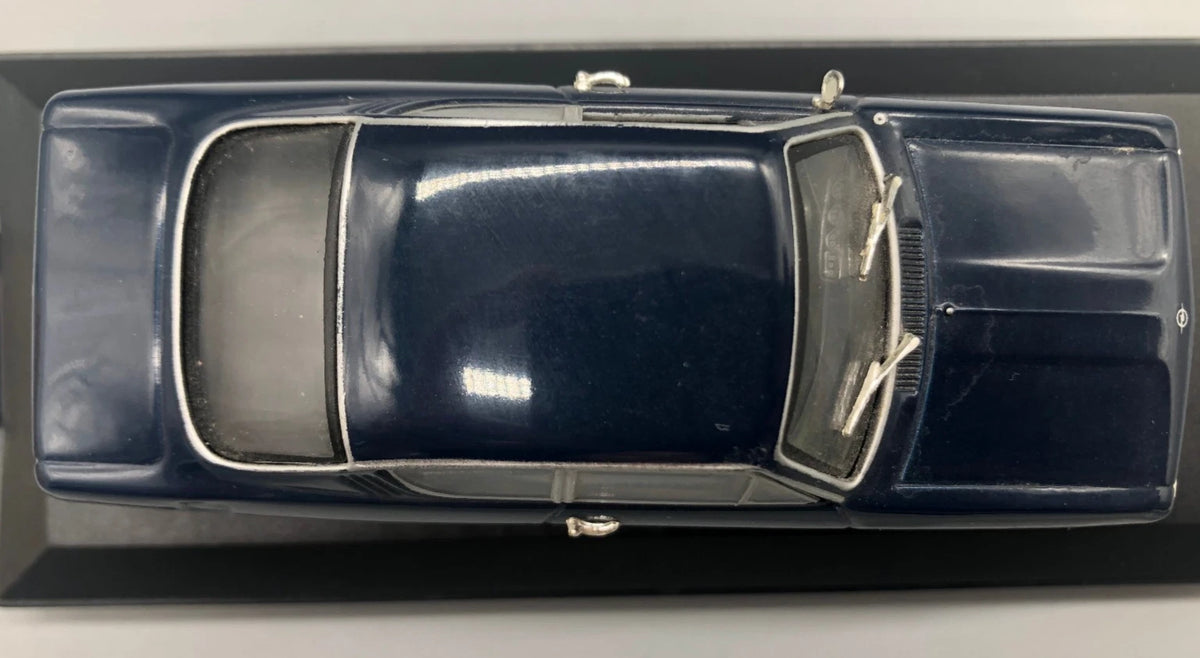 Modellautos 1:43 Vitesse Opel Kadett B Coupe mit Vitrine