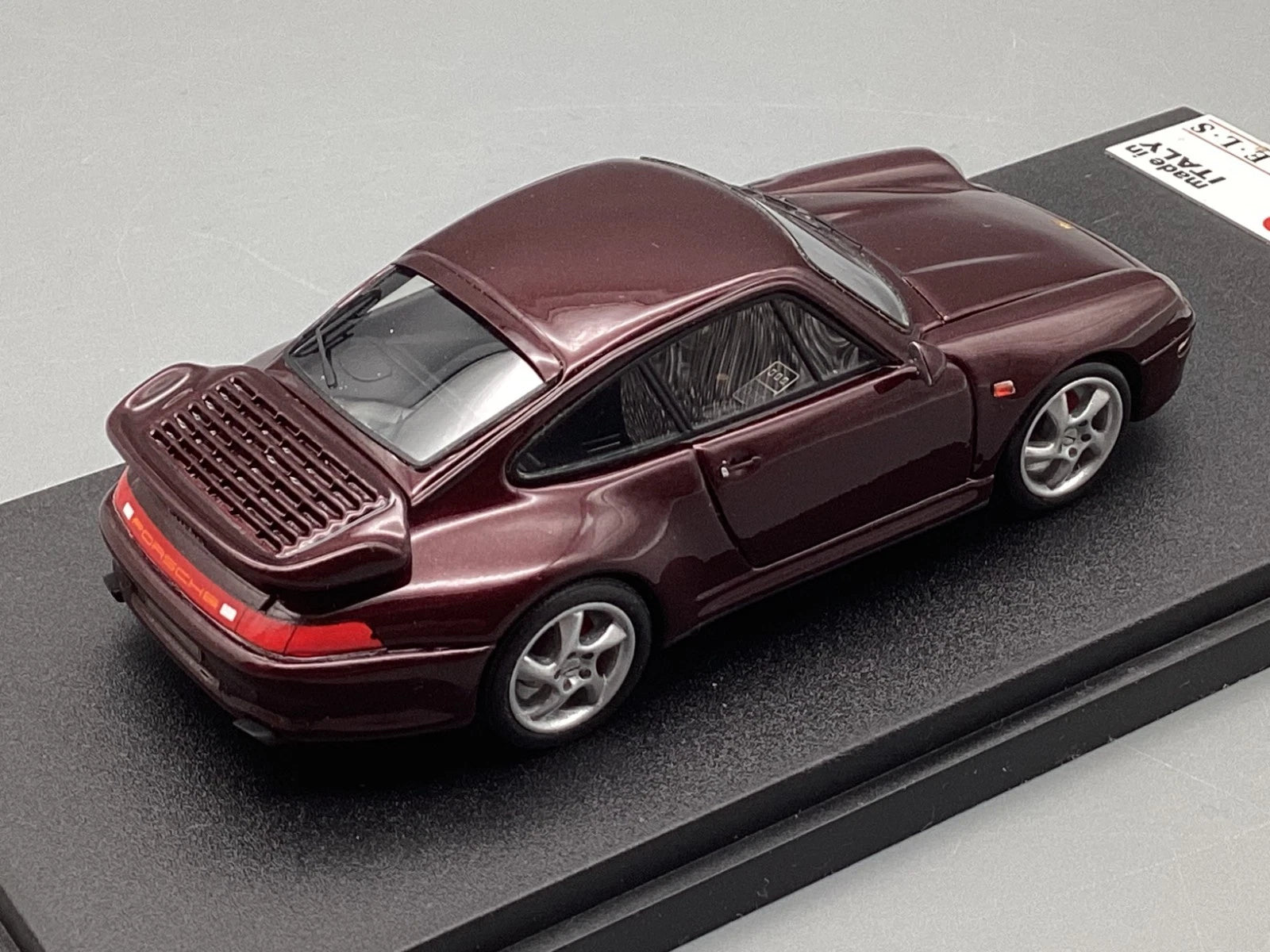 Modellautos 1:43 MR Models Porsche 911 Carrera Turbo 1994 mit OVP