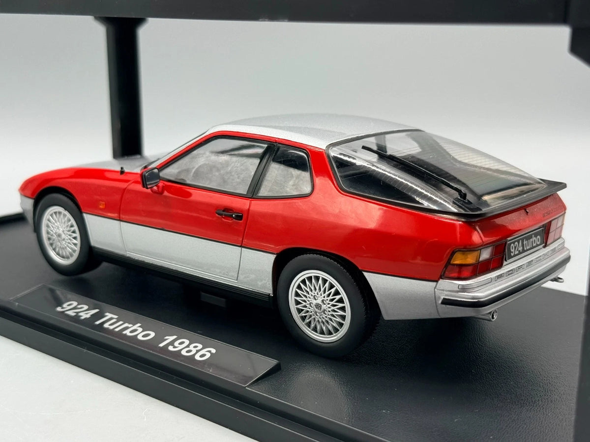 Modellautos 1:18 KK-Scale Porsche 924 Turbo 1986 Silber Rot mit OVP