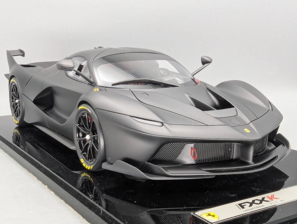 Modellautos 1:12 BBR Ferrari FXX-K Matt Black Ltd 03/05 Vitrine OVP