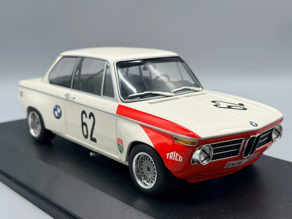 Modellautos 1:18 Minichamps BMW 2002 Class Winner Guards International mit OVP