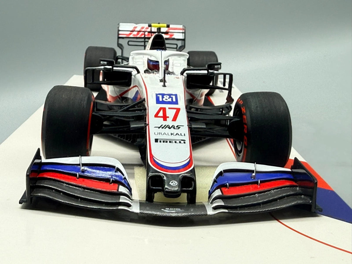 Modellautos 1:18 Minichamps Uralkali Haas F1 Team VF-21 M.Schuhmacher mit OVP