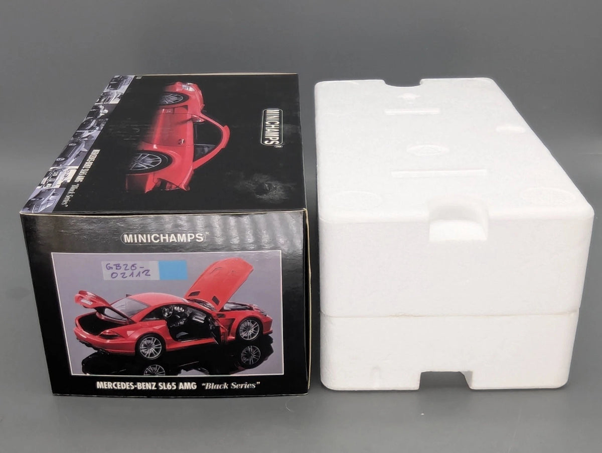Modellautos 1:18 Minichamps Mercedes Benz SL65 AMG Black Series 2009 Rot OVP