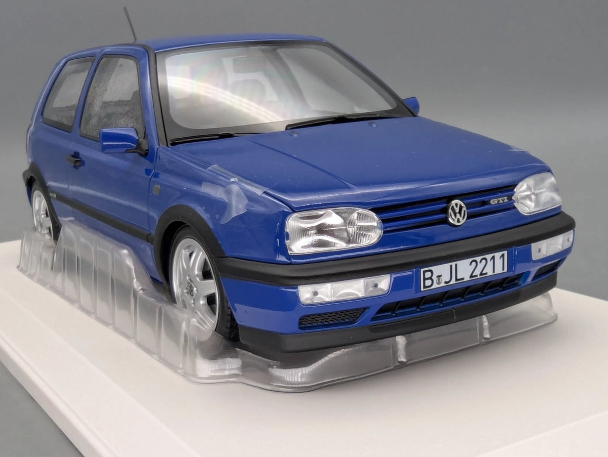 Modellautos 1:18 Norev Volkswagen VW Golf III GTI 1994 Jazz Blue mit OVP