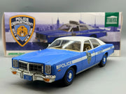 Modellautos 1:18 Greenlight Dodge Monaco NYPD 1978 OVP