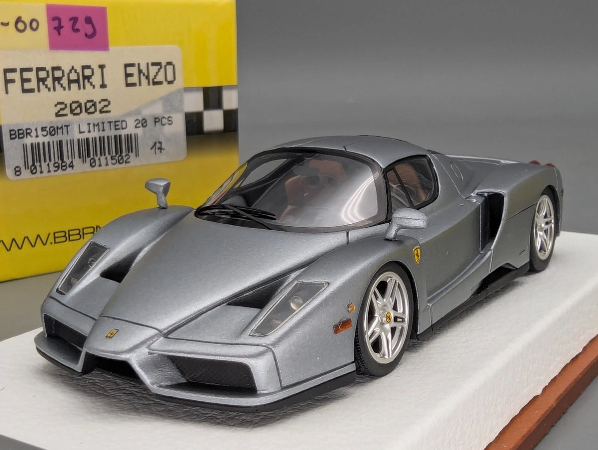 Modellautos 1:43 BBR Ferrari Enzo S/N 136085 Ltd 17/20 mit Vitrine und OVP