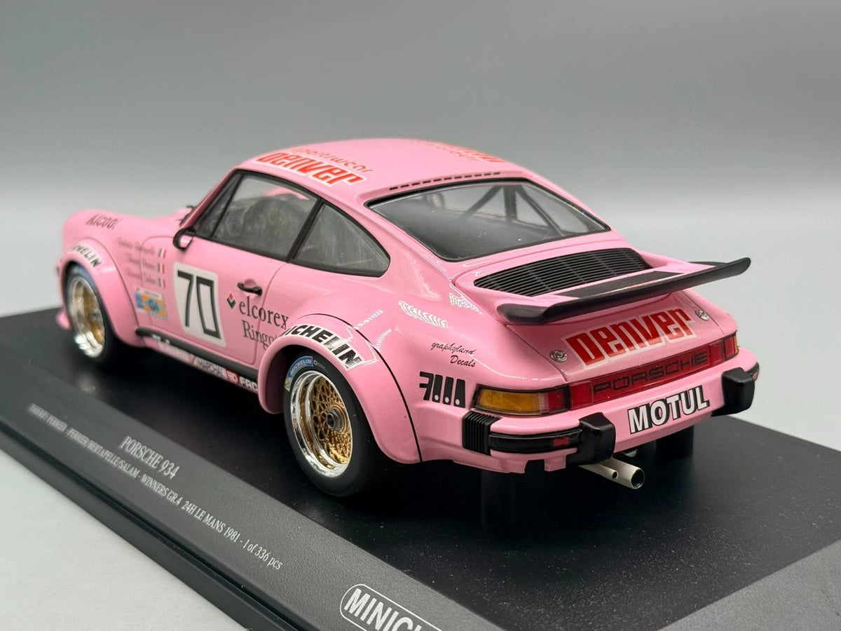 Modellautos 1:18 Minichamps Porsche 934 Winner 24h Le Mans 1981 #70 mit OVP