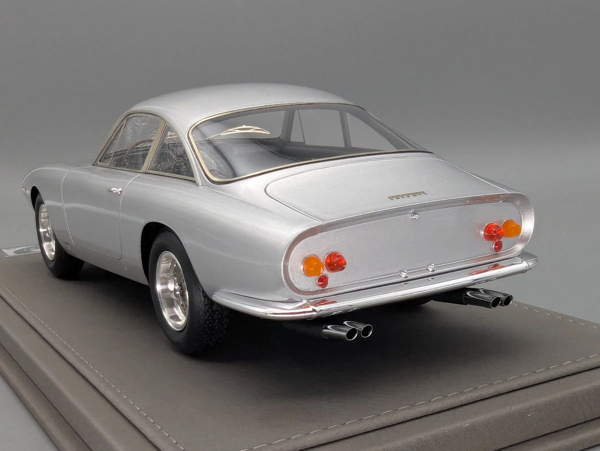 Modellautos 1:18 BBR Ferrari 250 GT Lusso S/N 4335 1963 Silber Ltd 01/36 mit OVP