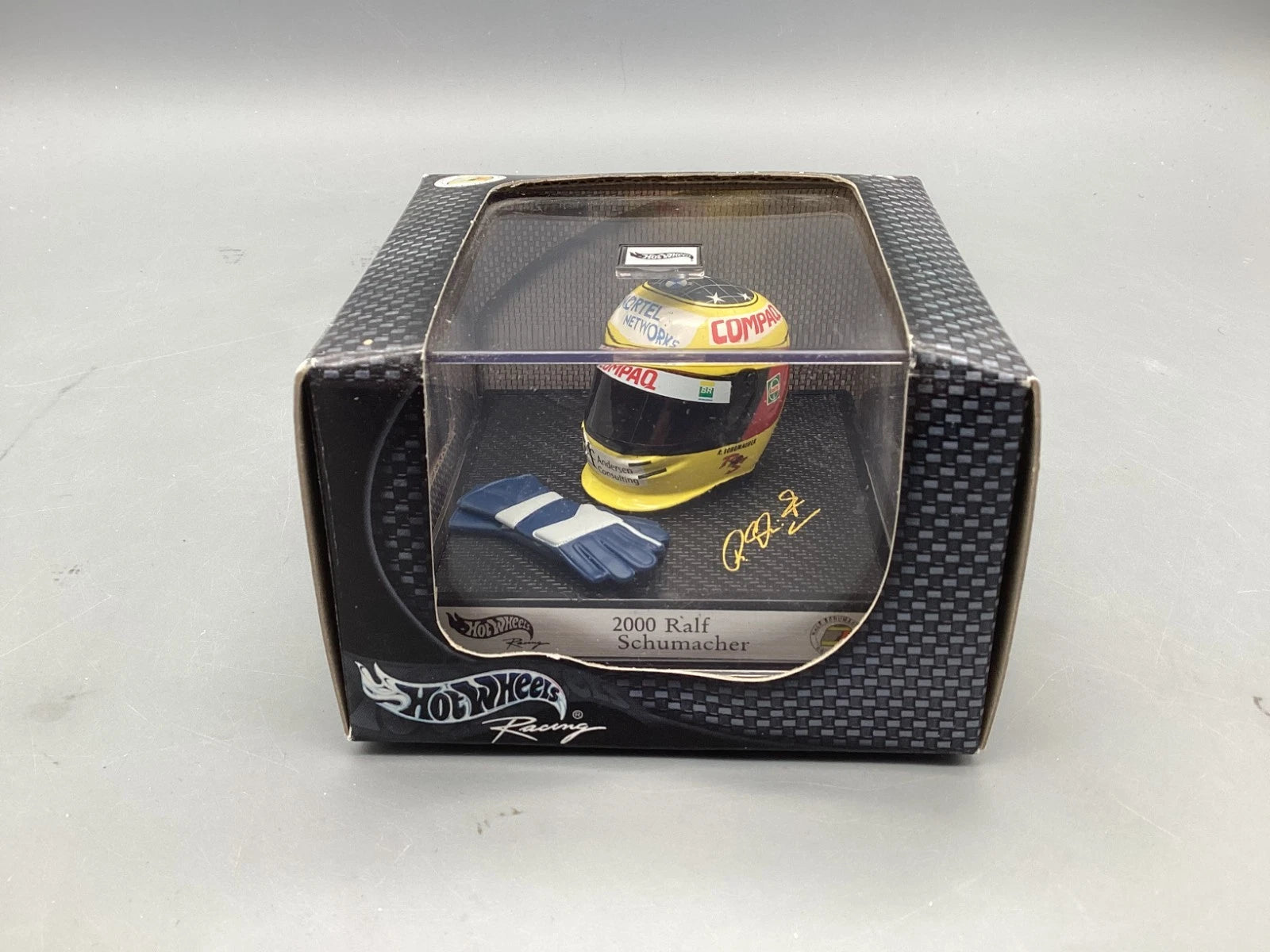 Modellautos 1:8 Hot Wheels Racing Ralf Schumacher 2000 Helm mit OVP