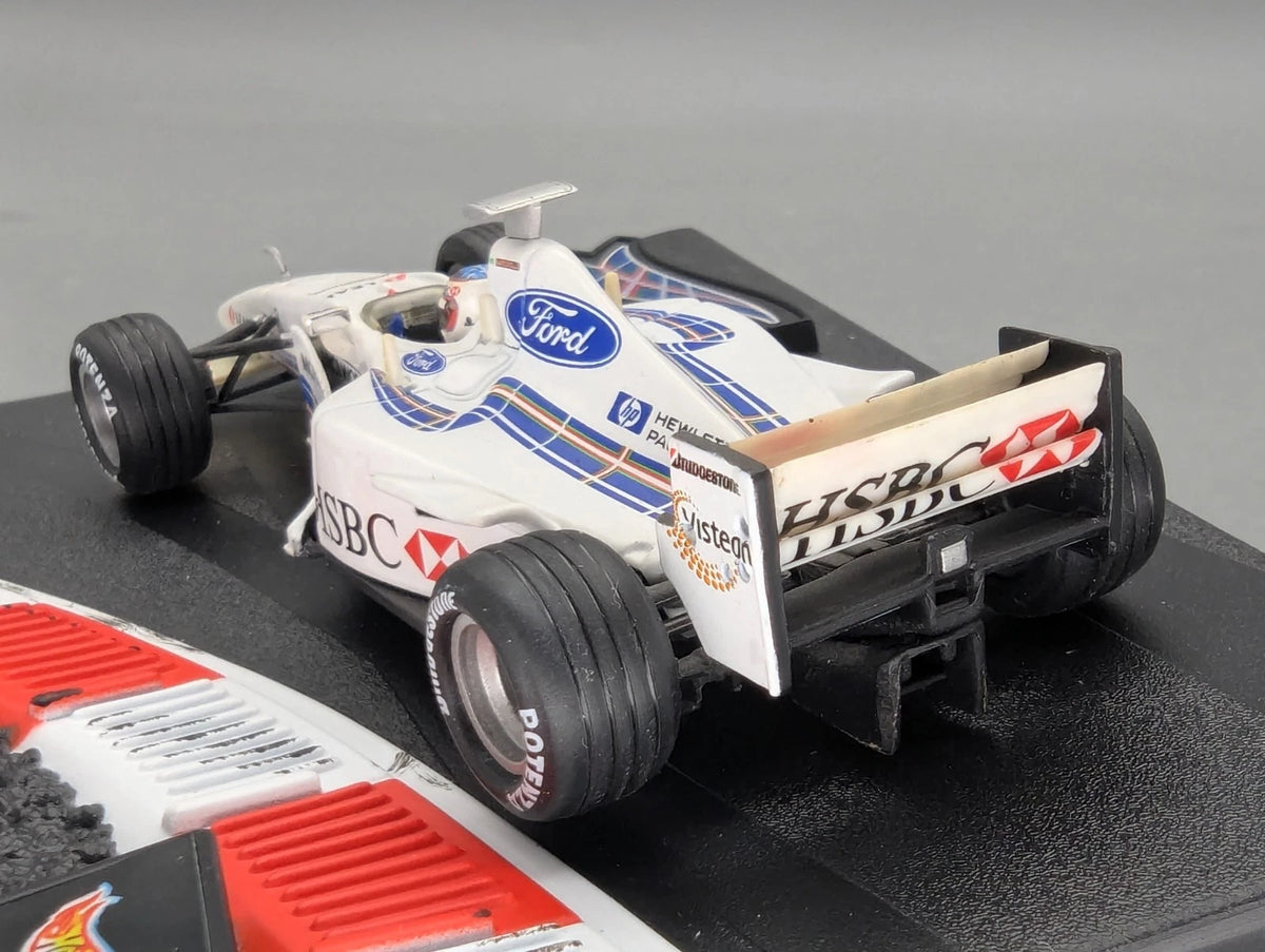 Modellautos 1:43 Hot Wheels Racing Stewart Ford sf3 #16 R. Barichello mit OVP