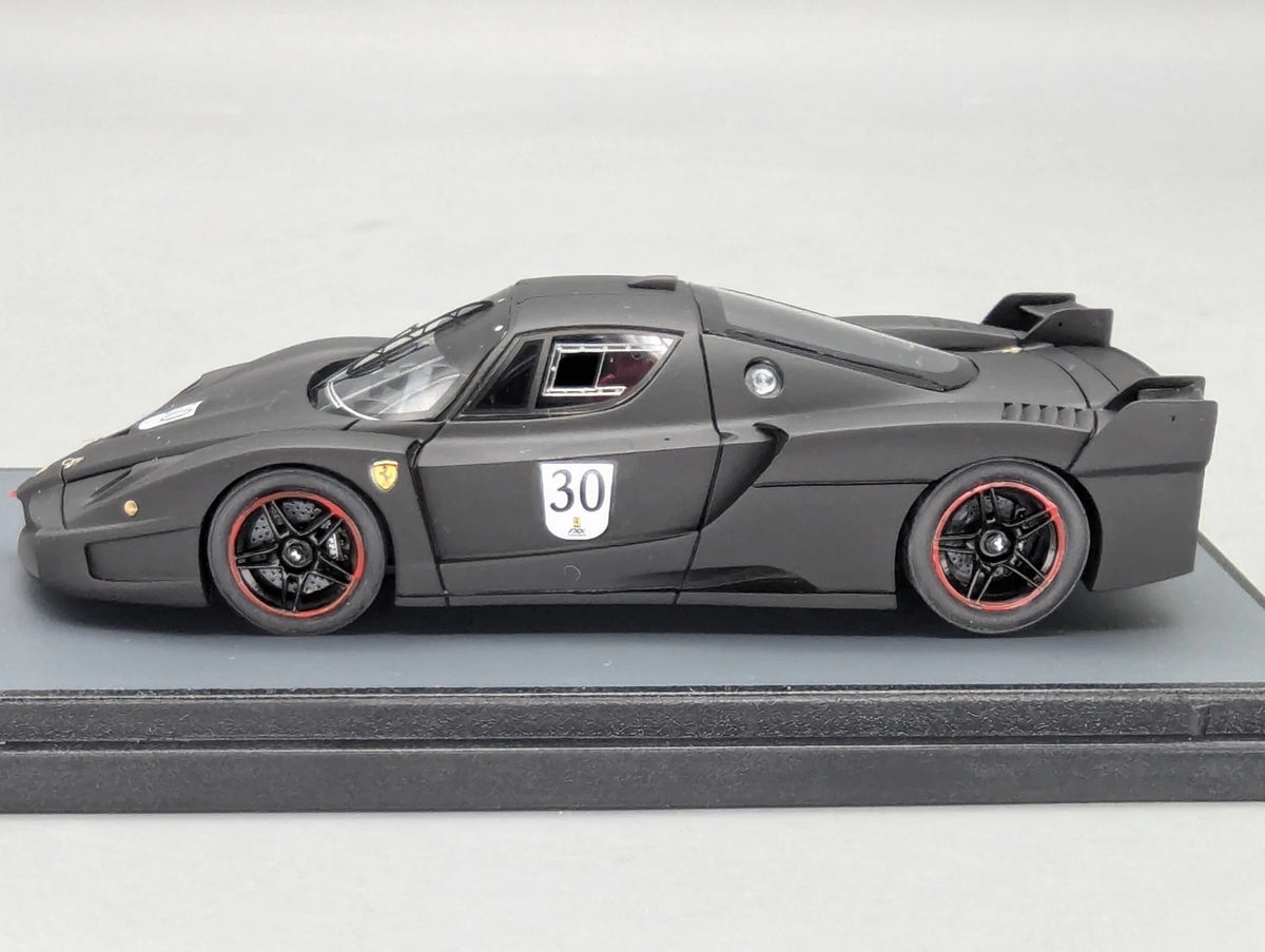 Modellautos 1:43 BBR Ferrari FXX  2006 Black Matt mit Vitrine OVP