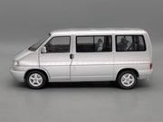 Modellautos 1:18 Schuco Volkswagen VW T4b Caravelle Silber mit OVP