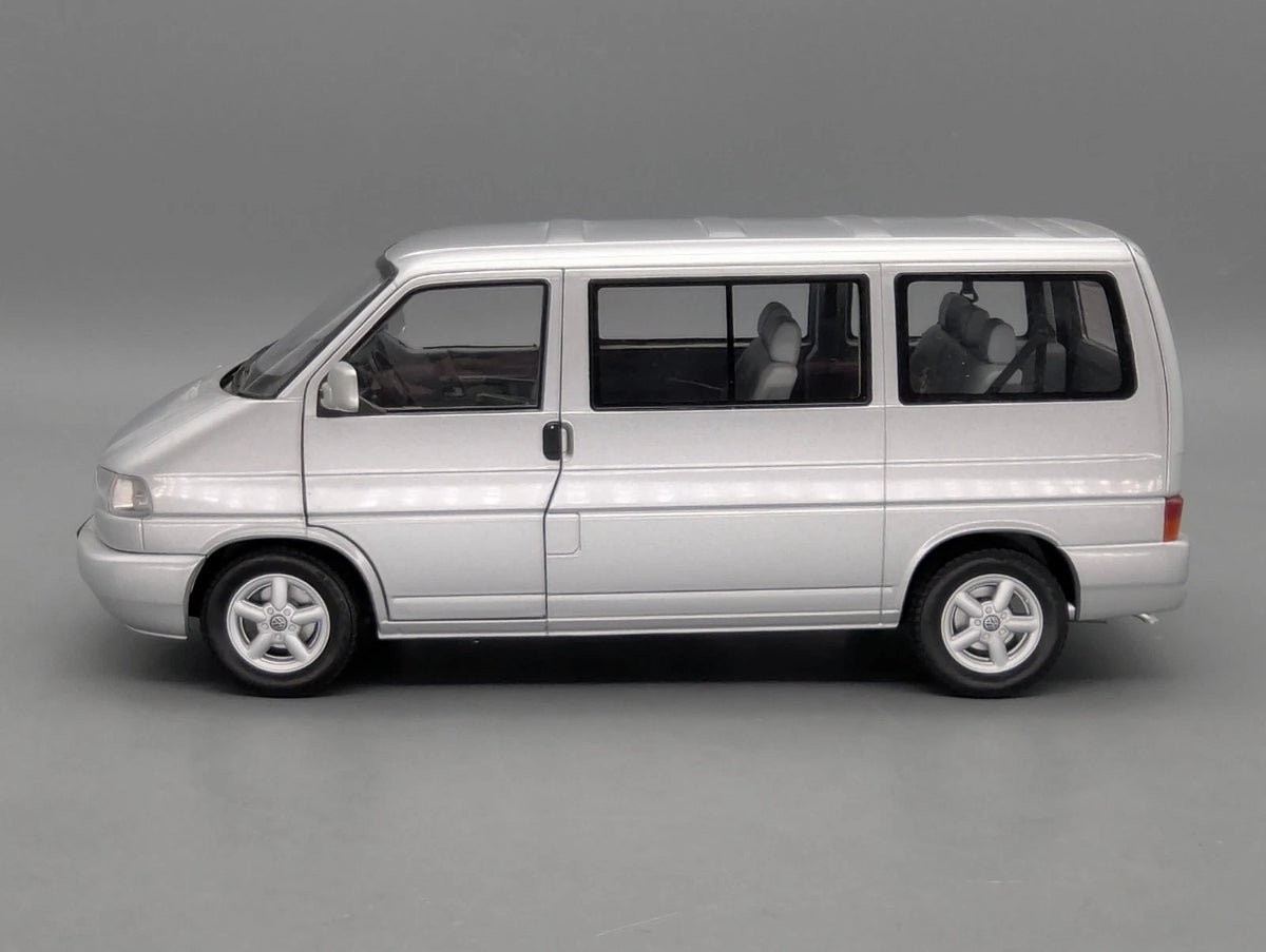 Modellautos 1:18 Schuco Volkswagen VW T4b Caravelle Silber mit OVP