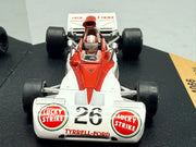 Modellautos 1:43 Quartzo Tyrrell 004 Eddie Keizan GP 1973 #26 + Vitrine