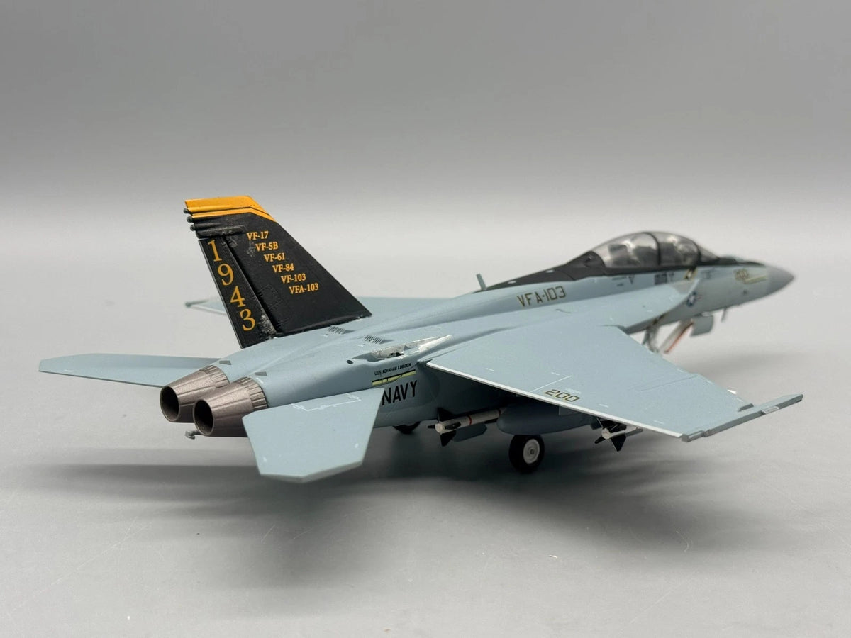 Flugzeug Modell 1:72 JC Wings F/A-18F Super Hornet VFA-103 "Jolly Rogers" + OVP
