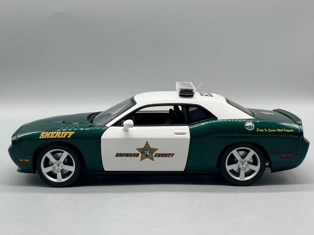Modellautos 1:18 ACME Dodge Challenger 2009 Broward County limitiert mit OPV