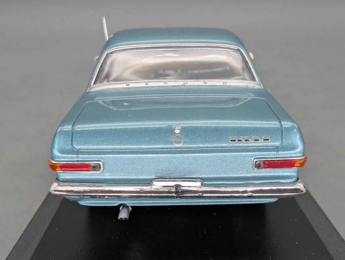 Modellautos 1:43 Minichamps Opel Rekord A Coupe hell Blau Metallic mit OVP