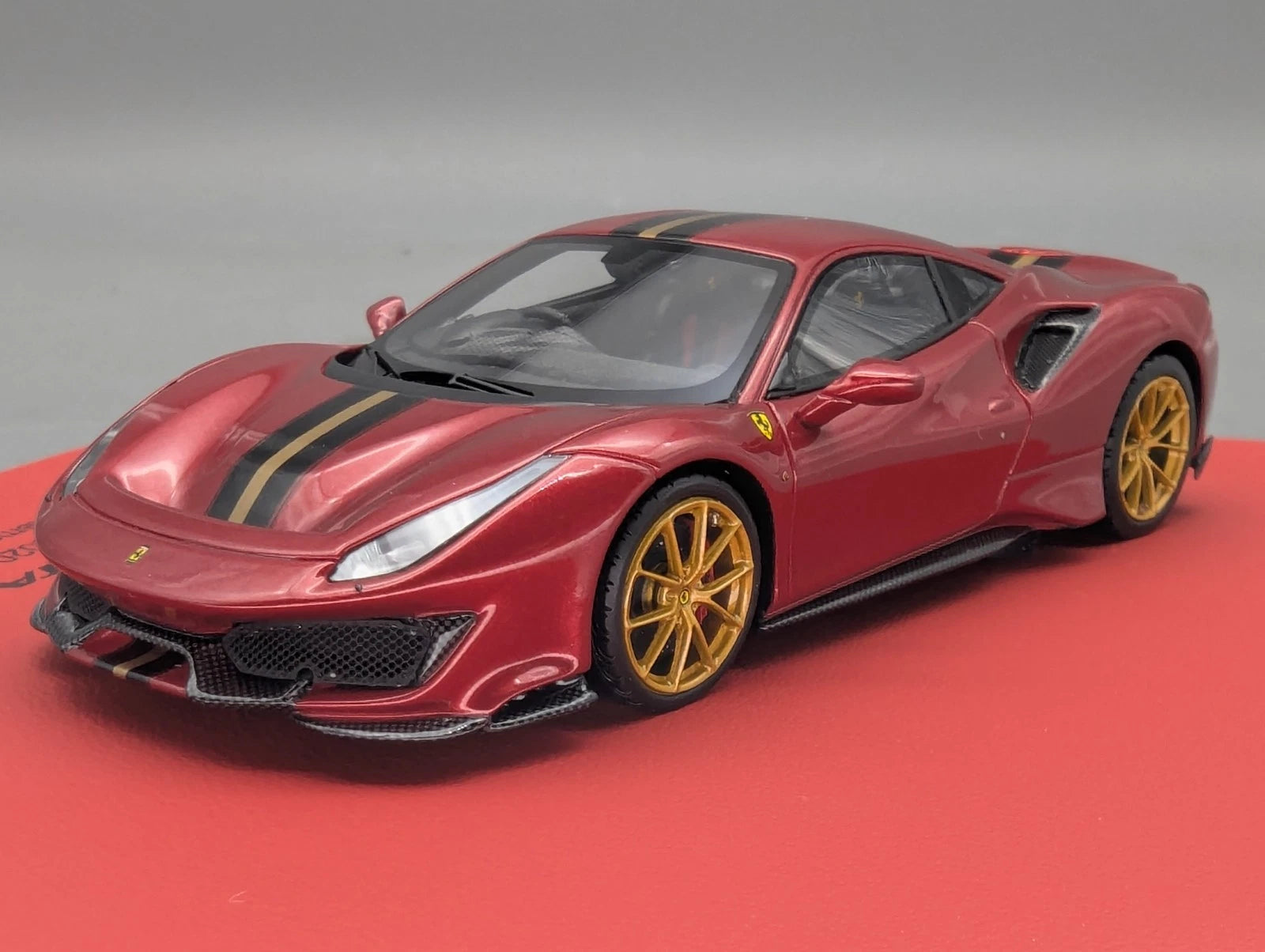 Modellautos 1:43 BBR Ferrari 488 Pista RHD 2020 Romans Inter. 2021 01/05 mit OVP