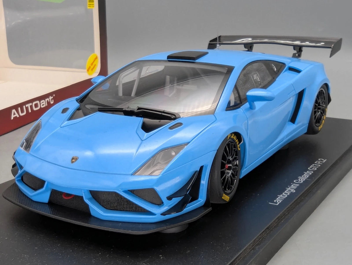 Modellautos 1:18 Autoart 81359 Lamborghini Gallardo GT3 FL2 2013 Blau mit OVP