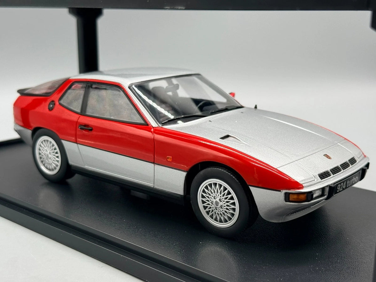 Modellautos 1:18 KK-Scale Porsche 924 Turbo 1986 Silber Rot mit OVP