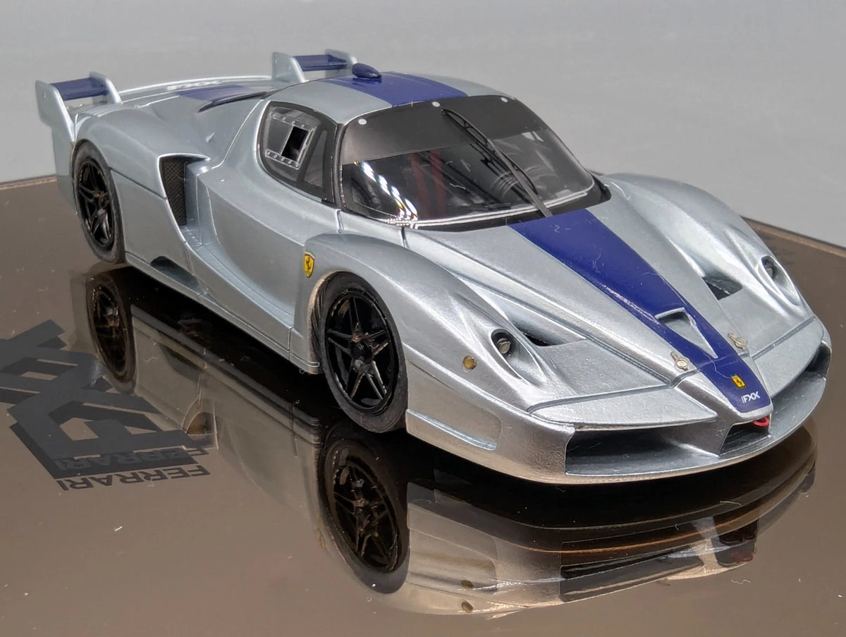 Modellautos 1:43 BBR Ferrari FXX 2006 Limited 017/150 Spiegelplatte Vitrine OVP