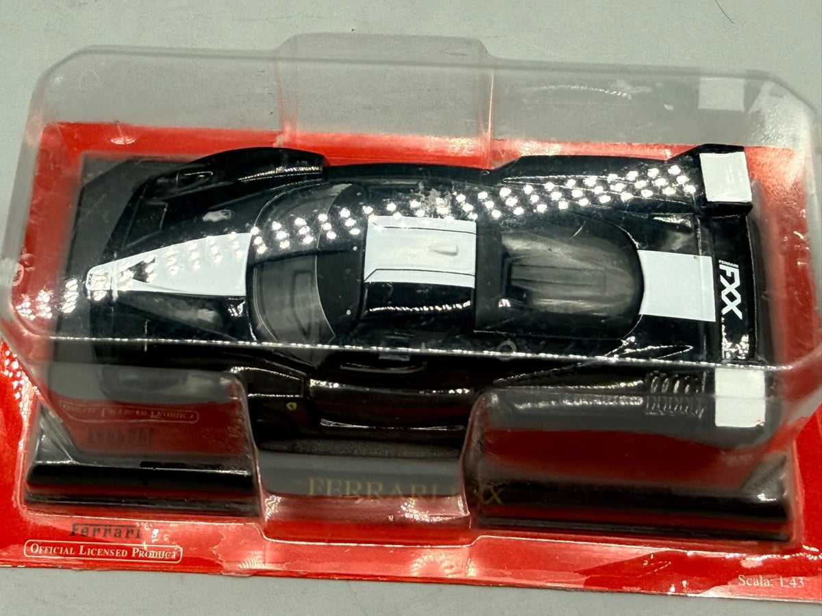 Modellautos 1:43 Altaya Ferrari FXX mit OVP