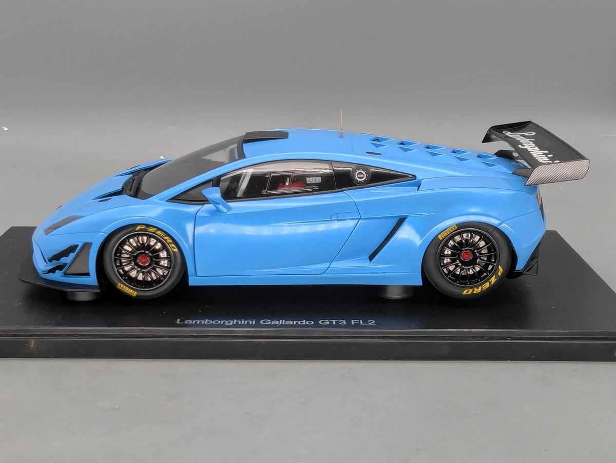 Modellautos 1:18 Autoart 81359 Lamborghini Gallardo GT3 FL2 2013 Blau mit OVP