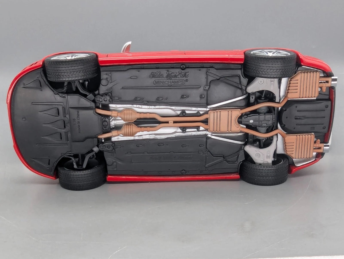 Modellautos 1:18 Minichamps Audi RS 4 Avant 2006 Rot mit OVP
