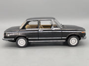 Modellautos 1:18 AUTOart Millenium 70503 BMW 2002 L Black mit OVP