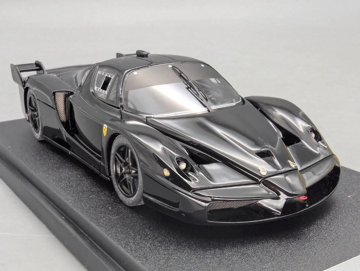 Modellautos 1:43 BBR Ferrari FXX  2006 Black mit Vitrine + OVP