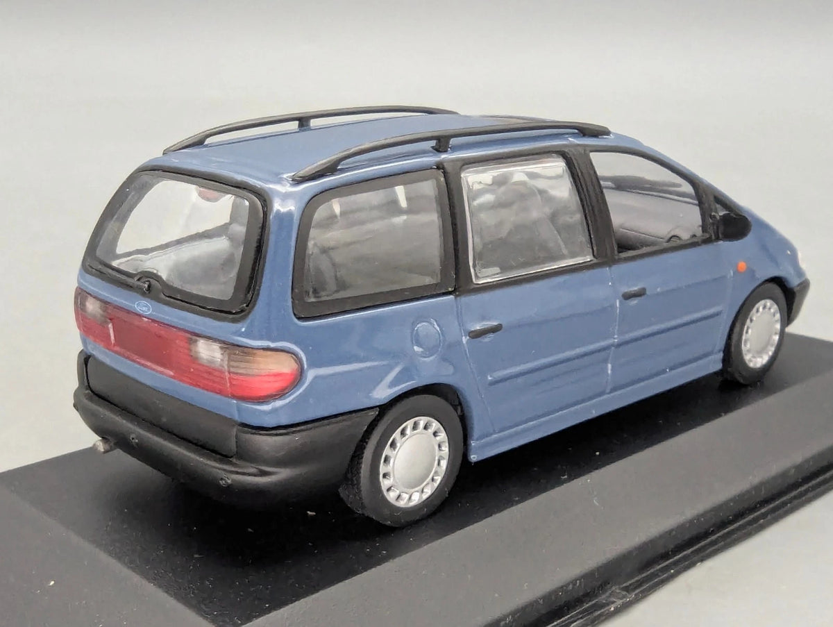 Modellautos 1:43 Minichamps Ford Galaxy mit  Dealer OVP