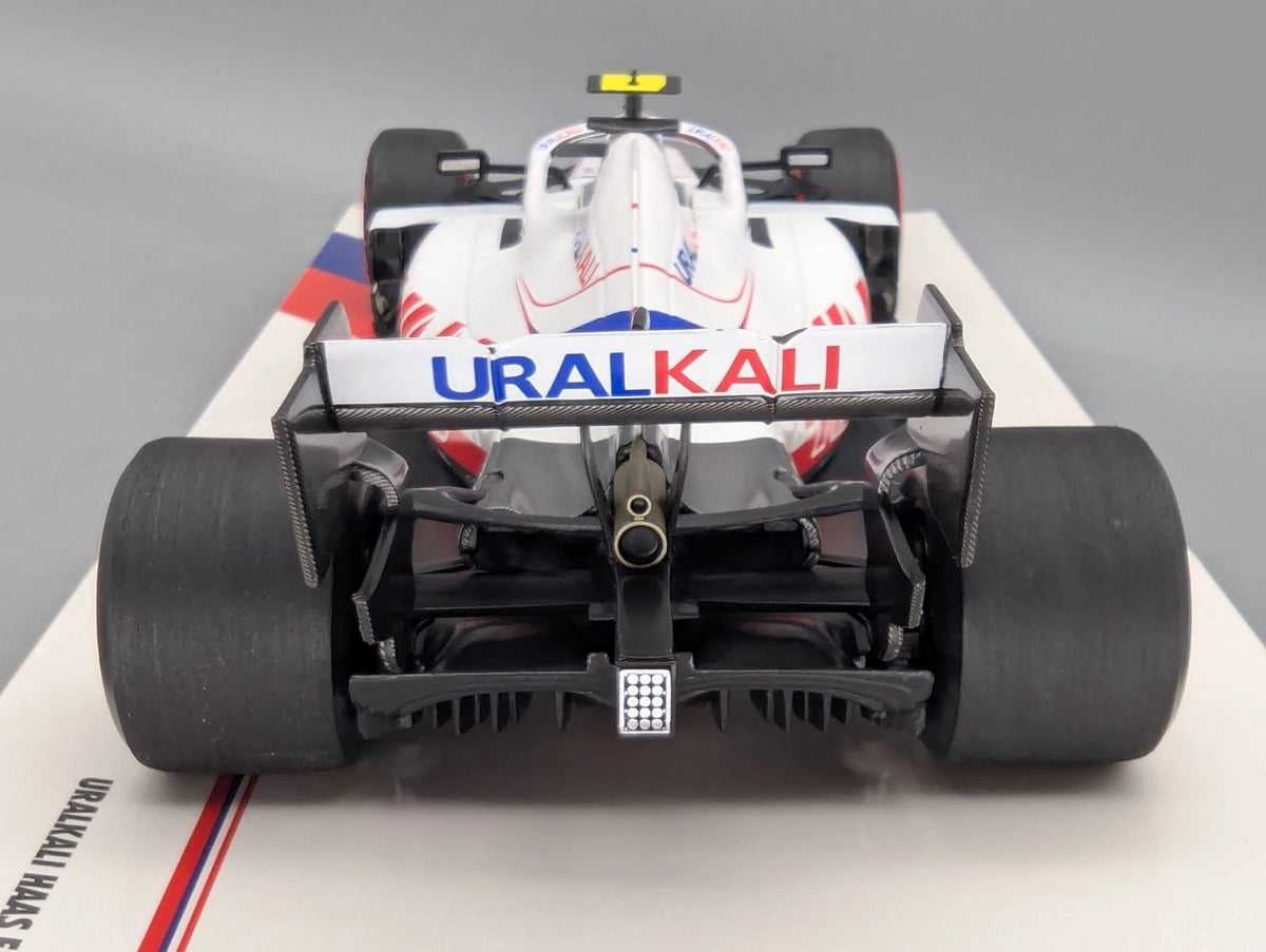 Modellautos 1:18 Minichamps Haas F1 Team VF-21 NL 2021 #47 Mick Schumacher OVP