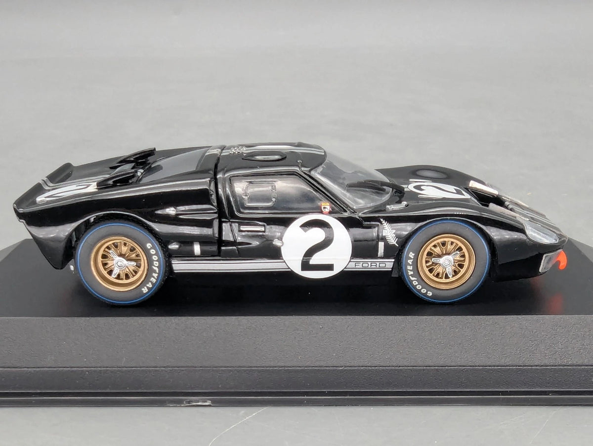 Modellautos 1:43 Minichamps Ford GT40 MkII Winner 24h Le Mans 1966 #2 mit OVP