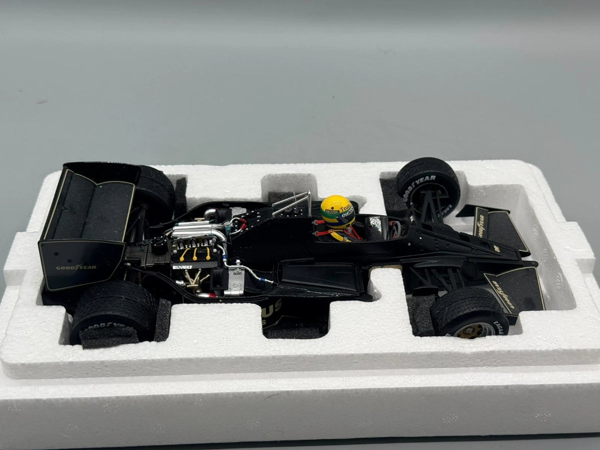 Modellautos 1:18 Premium X Lotus 97T mit OVP