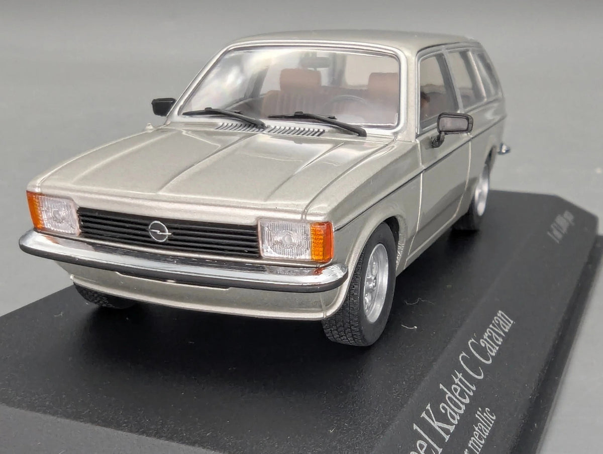 Modellautos 1:43 Minichamps Opel Kadett C Caravan 1978 Silber Metallic mit OVP