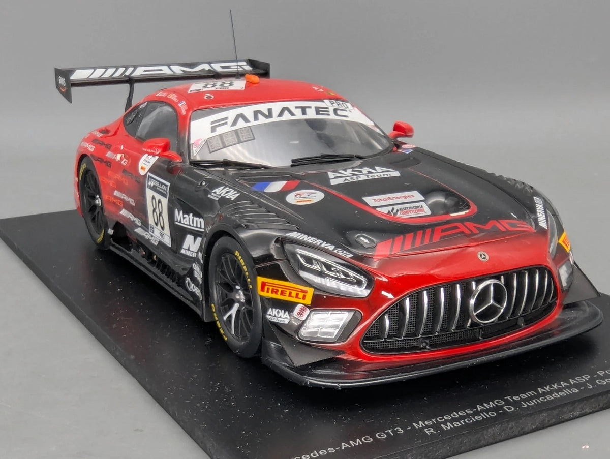 Modellautos 1:18 Spark Mercedes AMG GT3 Pole Position 24h Spa 2021 #88 OVP