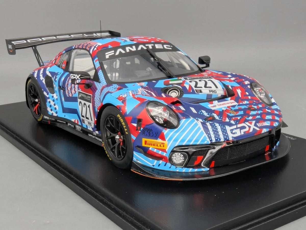 Modellautos 1:18 Spark Porsche 911 GT3 R - GPX Spa Test 2022 #221 mit OVP