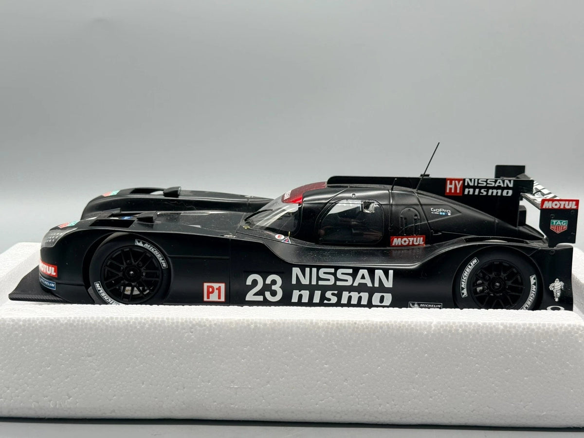 Modellautos 1:18 AUTOart Nissan GT-R LM Nismo 2015 Test Car limitiert mit OVP